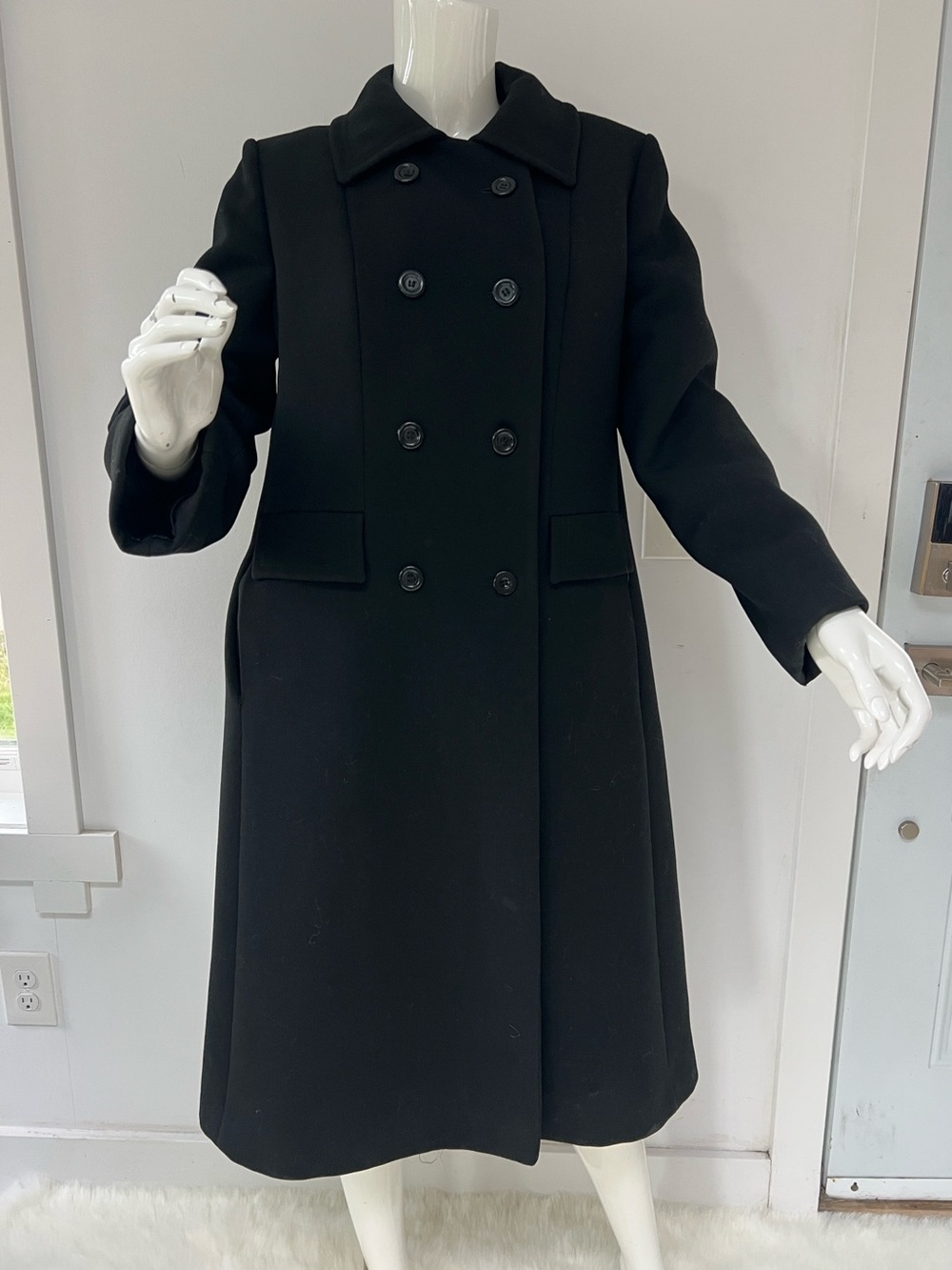 Vintage Joshar Montreal 60s early 70s pure Virgin Wool Coat size 10 Timeless